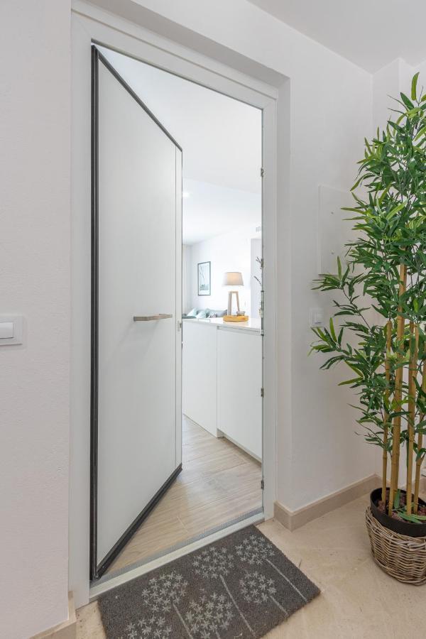 M A R I V E N T Suite With Bathroom And Terrace 50 M2 Росас Экстерьер фото