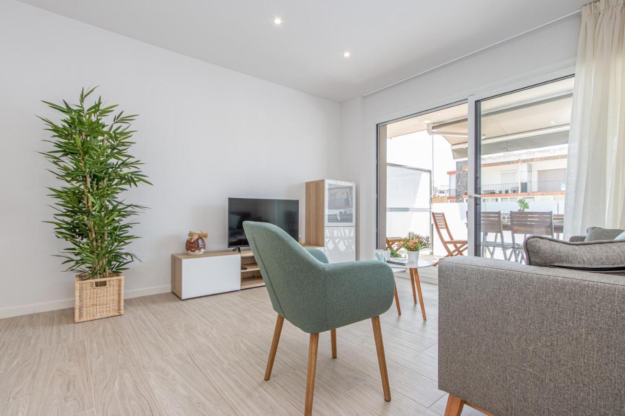 M A R I V E N T Suite With Bathroom And Terrace 50 M2 Росас Экстерьер фото