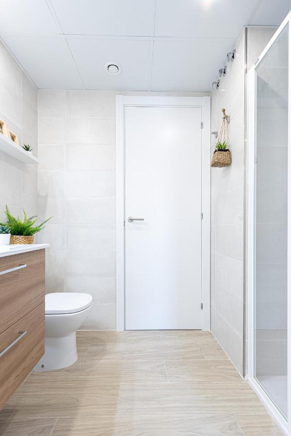 M A R I V E N T Suite With Bathroom And Terrace 50 M2 Росас Экстерьер фото