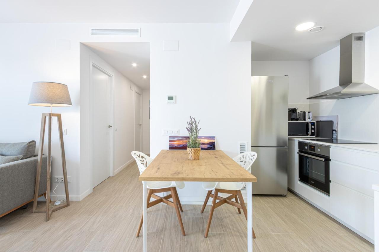 M A R I V E N T Suite With Bathroom And Terrace 50 M2 Росас Экстерьер фото