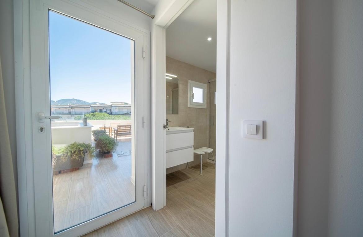 M A R I V E N T Suite With Bathroom And Terrace 50 M2 Росас Экстерьер фото